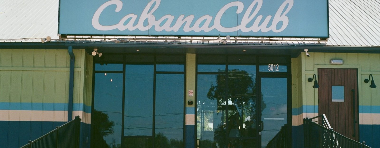 Cabana Club Austin TX | Oasis Restaurant Austin